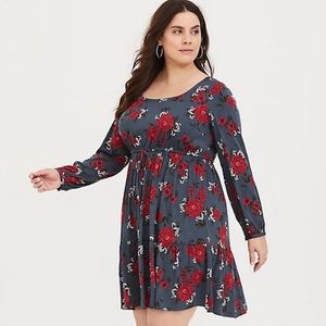floral challis skater dress. 🌹